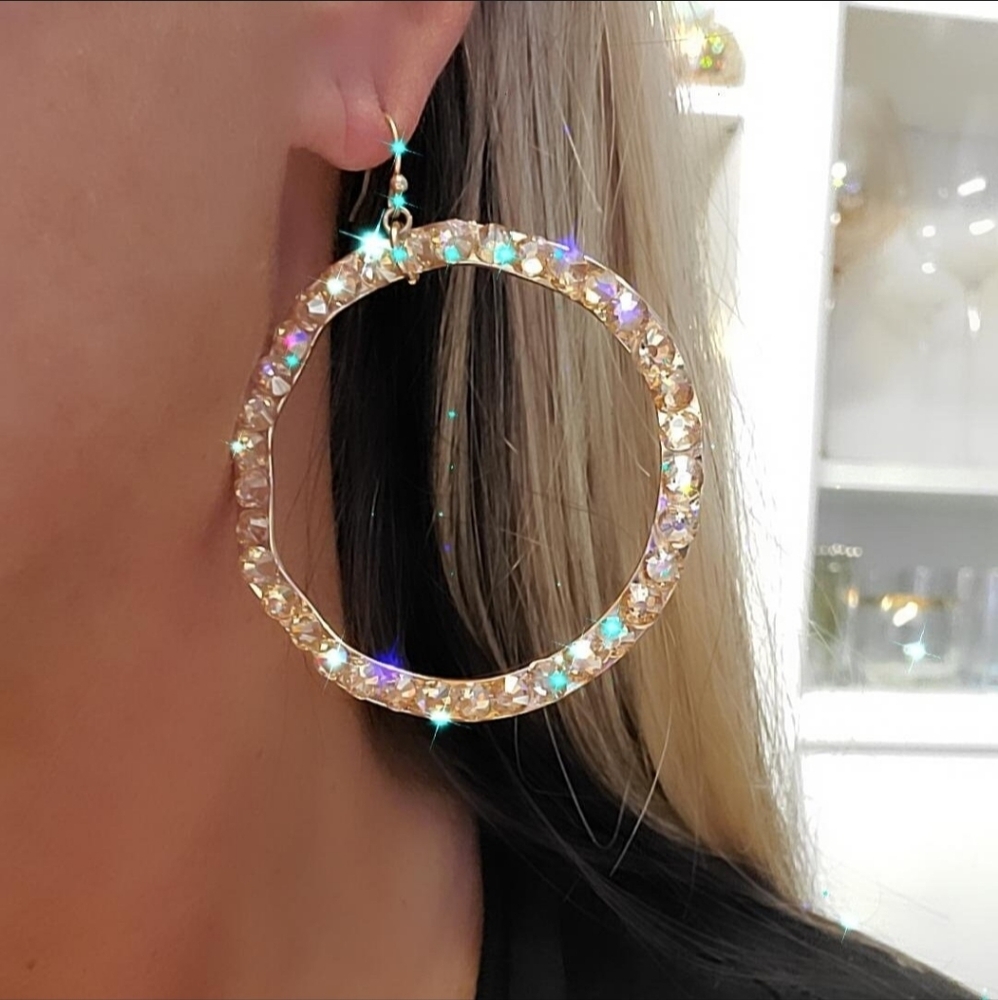 Crystal Rhinestone Dangle Earrings - Picture 9 of 10